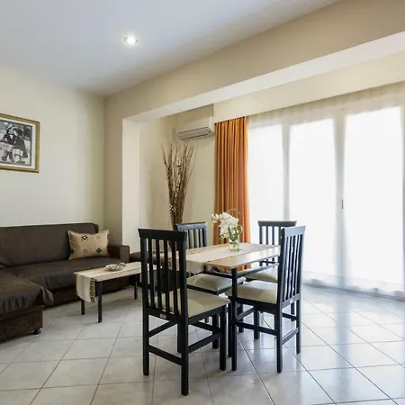 Yolanda Studios Paralia Agias Foteinis Экстерьер фото